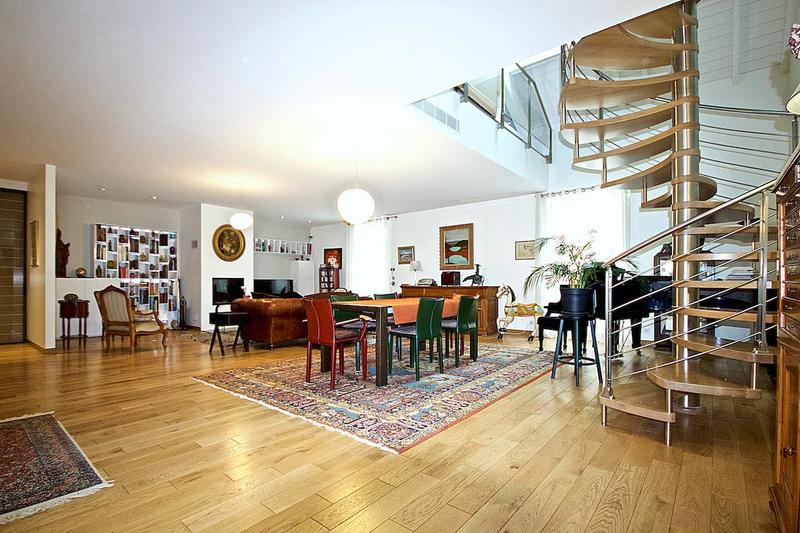 Appartement - 231 m² - 6 pièces