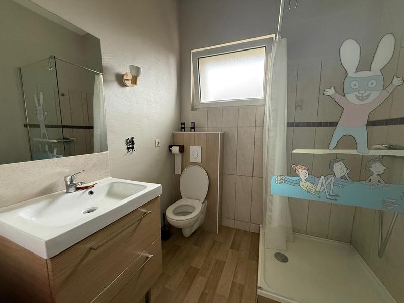 Maison - 207 m² - 12 pièces