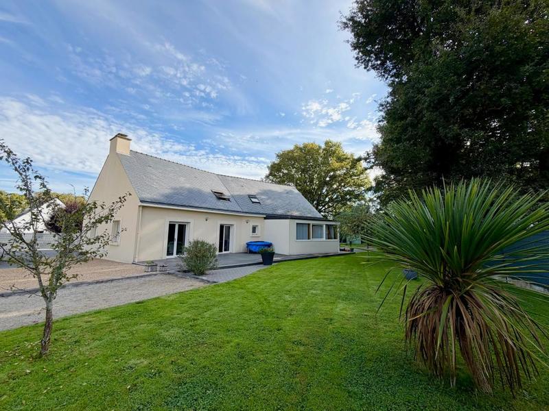 Maison - 250 m² - 5 pièces