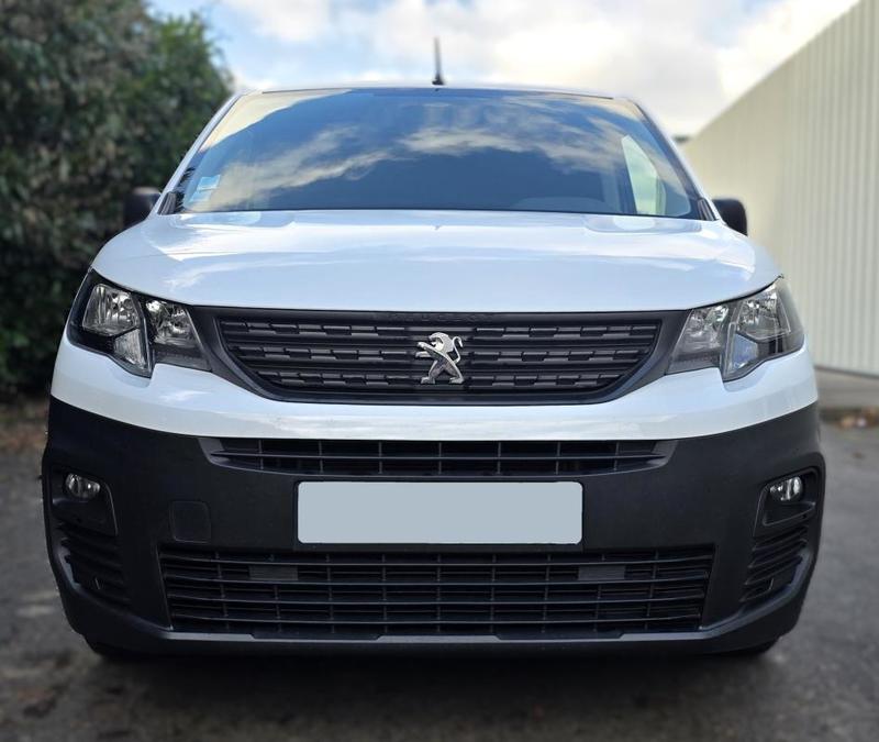 Peugeot Partner 1° Main 1.5 b Hdi 100cv Premium 650kg 2 Places