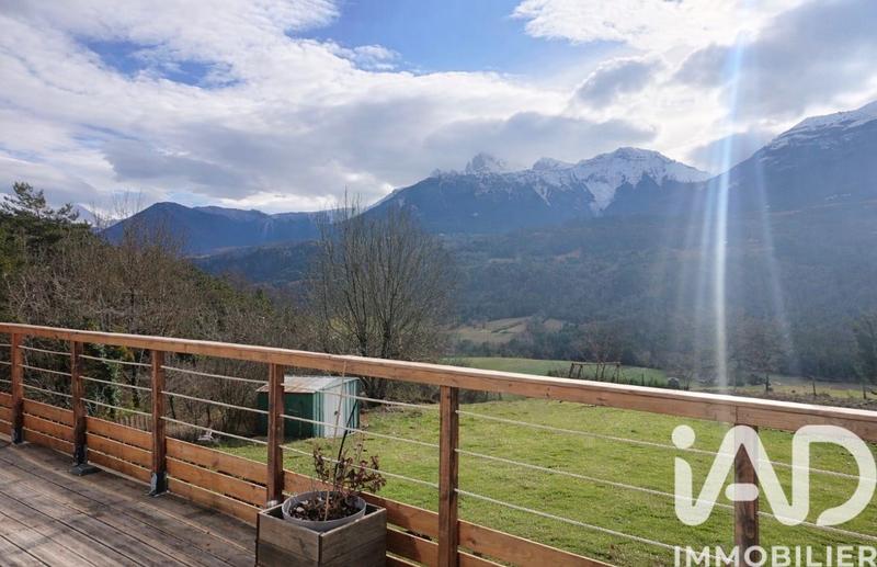 Maison - 157 m² - 7 pièces