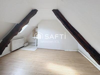 Maison - 92 m² - 5 pièces