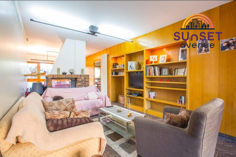 Maison contemporaine - 137 m² - 7 pièces