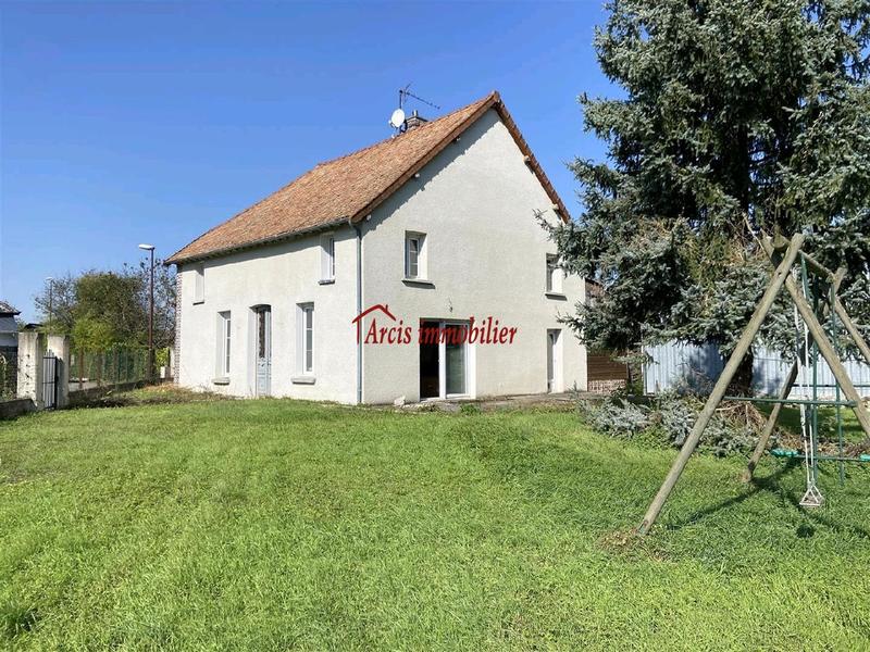 Maison - 158 m² - 7 pièces