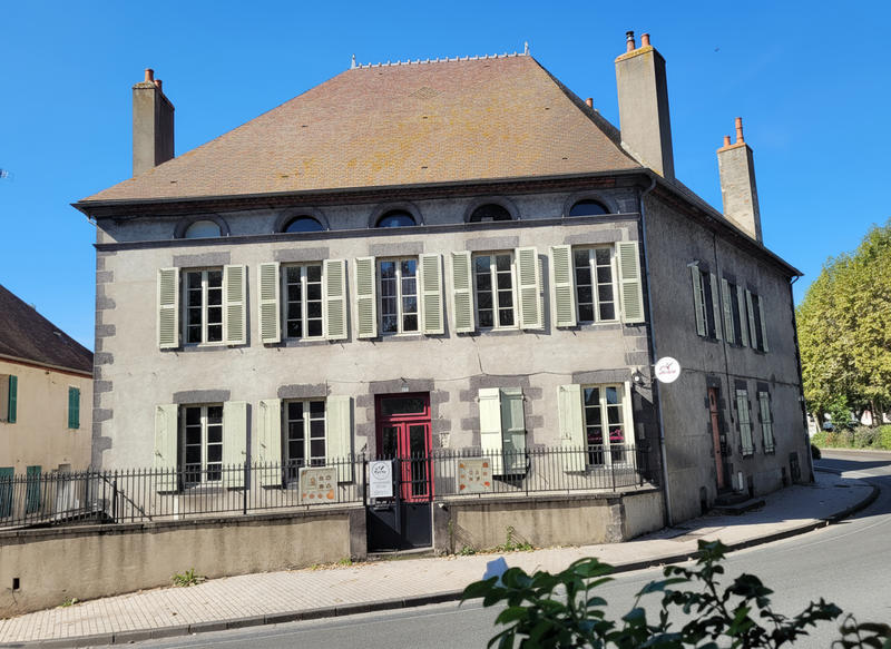 Immeuble - 230 m² - 12 pièces