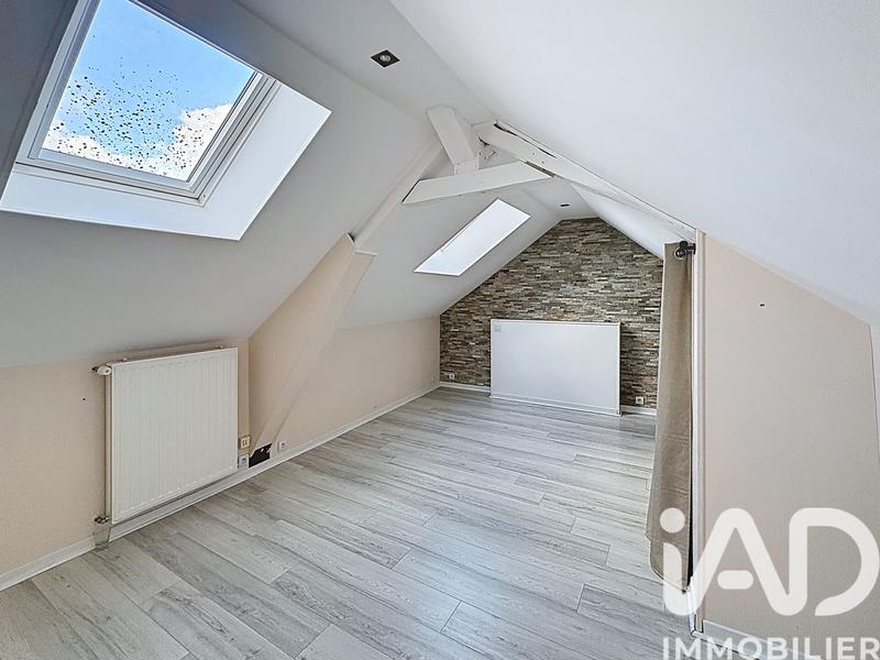 Maison - 147 m² - 9 pièces