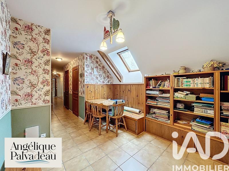 Maison - 246 m² - 7 pièces