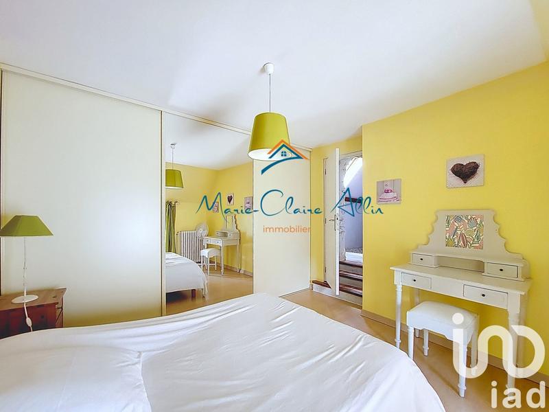 Maison - 102 m² - 4 pièces