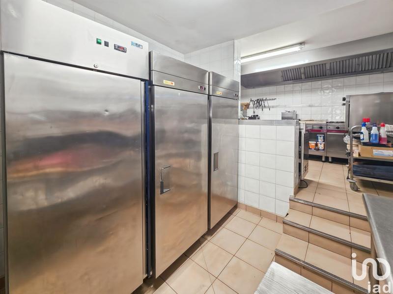 Local commercial - 140 m²