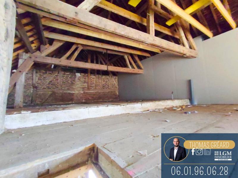 Maison - 99 m² - 5 pièces