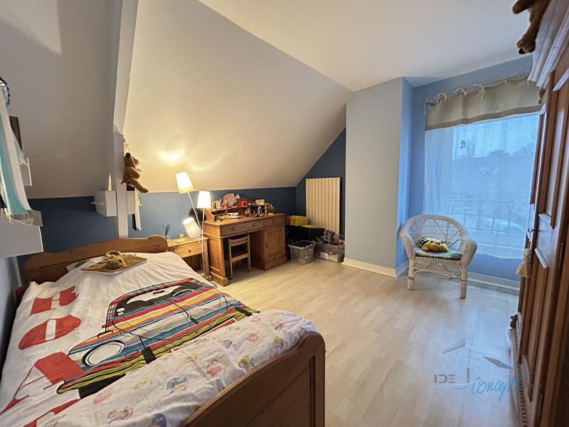 Villa - 264 m² - 8 pièces