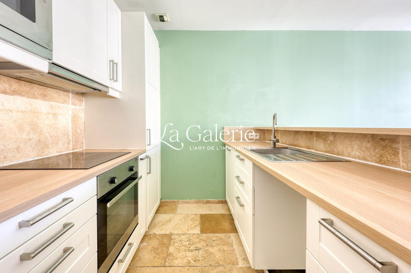 Maison traditionnelle - 192 m² - 5 pièces