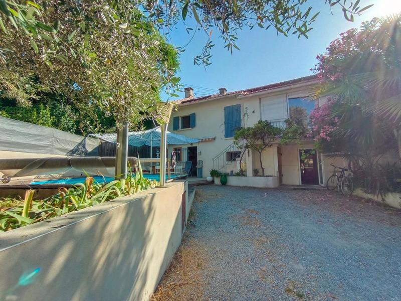 Maison - 162 m² - 5 pièces