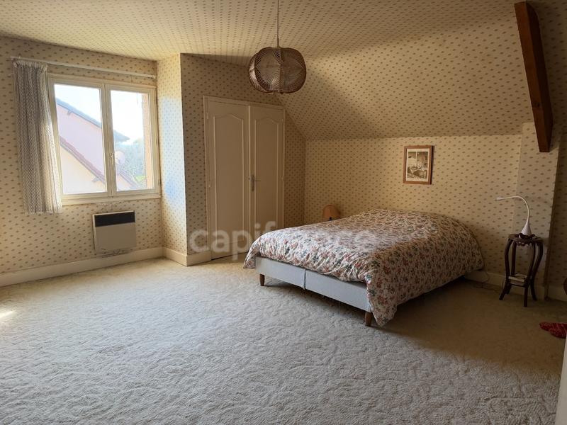 Maison - 141 m² - 7 pièces