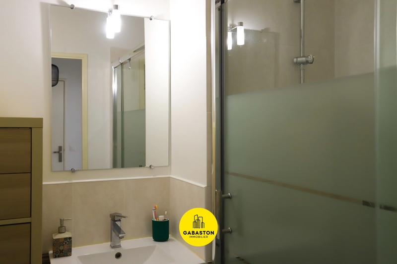 Appartement - 76 m² - 4 pièces