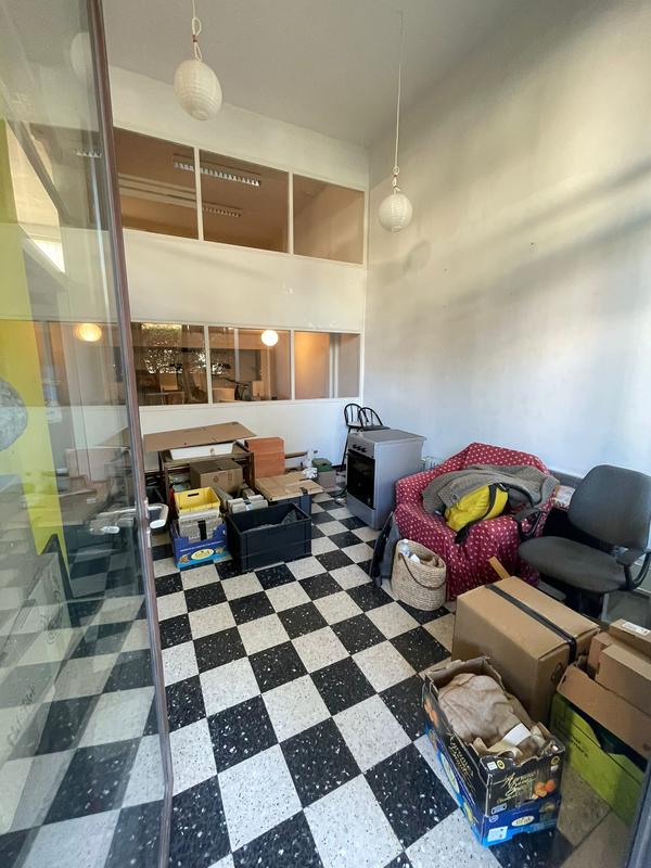 Local commercial - 97 m² - 3 pièces