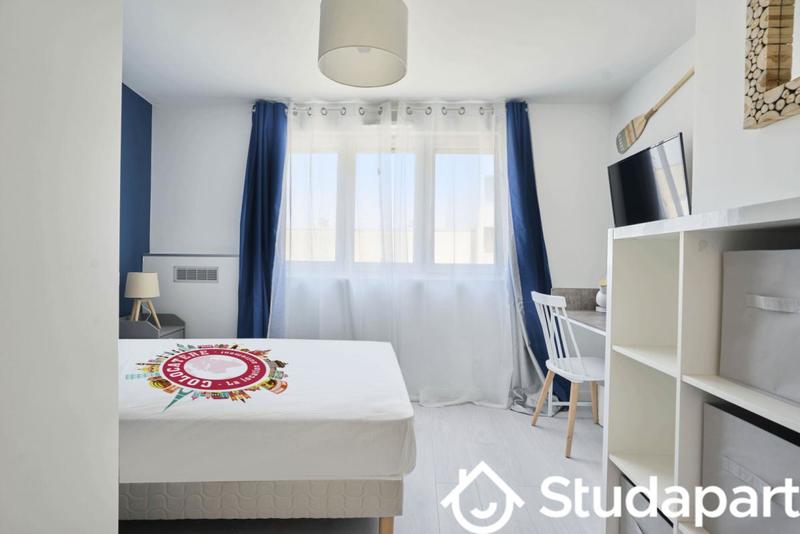 Chambre - 15 m² - 1 pièce