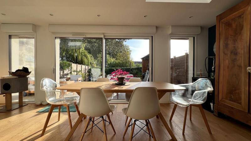 Maison - 125 m² - 7 pièces