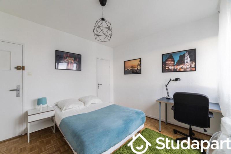 Chambre - 13 m² - 1 pièce