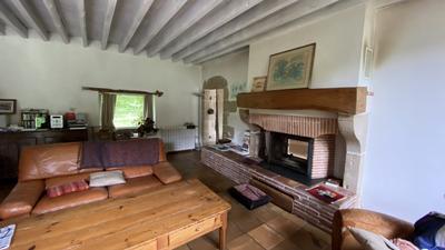 Maison - 300 m² - 7 pièces