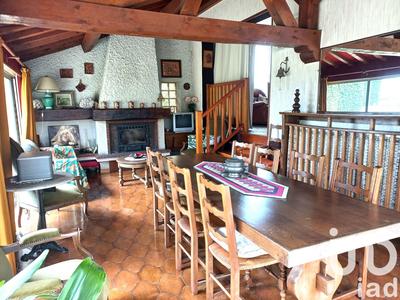 Maison - 160 m² - 6 pièces