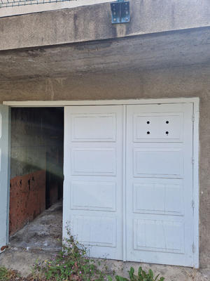 Parking / Garage - 15 m²