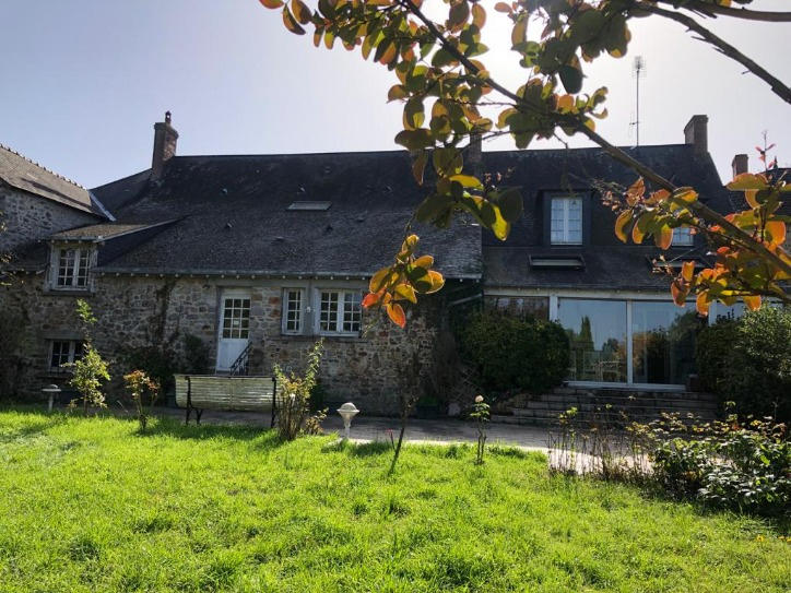 Maison bourgeoise - 240 m² - 11 pièces