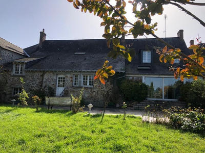 Maison bourgeoise - 240 m² - 11 pièces