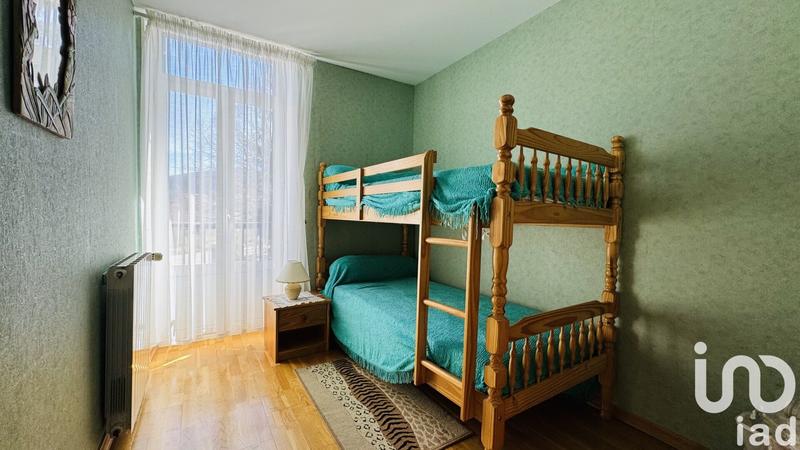 Maison - 375 m² - 13 pièces