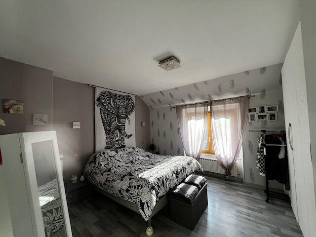 Maison - 135 m² - 7 pièces