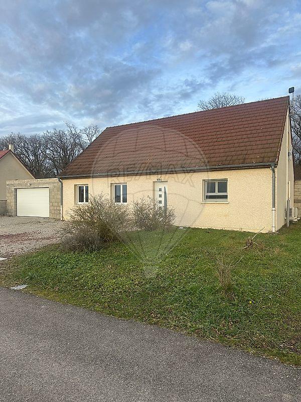 Pavillon - 157 m² - 6 pièces