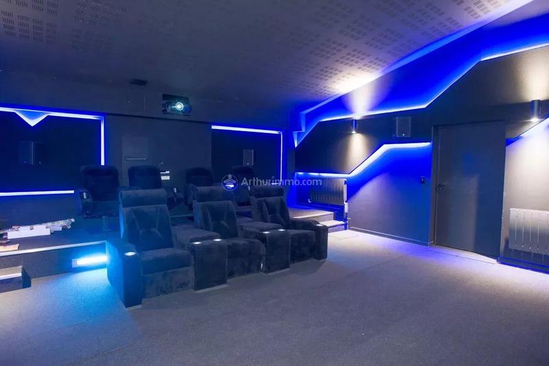 Appartement - 394 m² - 10 pièces