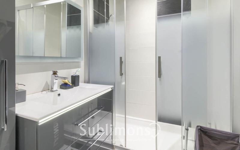 Maison traditionnelle - 110 m² - 6 pièces