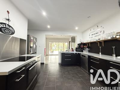 Maison - 160 m² - 5 pièces