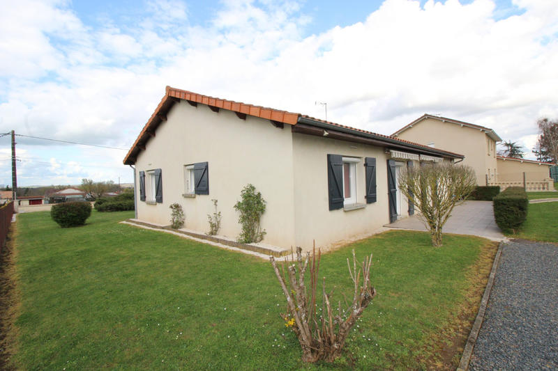 Maison - 102 m² - 4 pièces