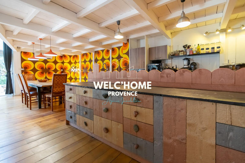 Loft - 360 m² - 11 pièces