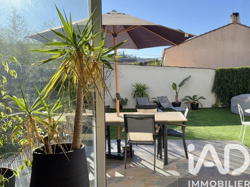 Maison - 90 m² - 4 pièces