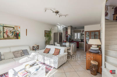 Maison - 71 m² - 3 pièces