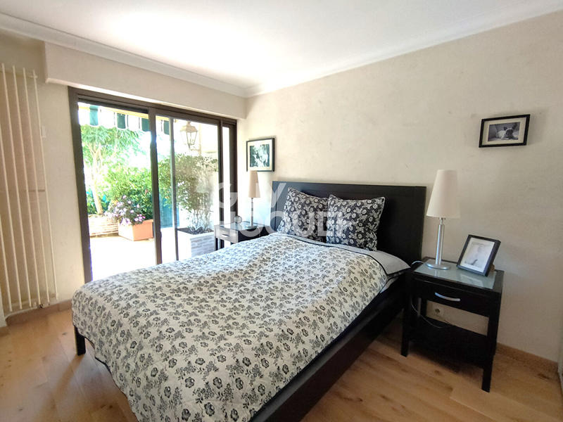 Appartement - 75 m² - 3 pièces