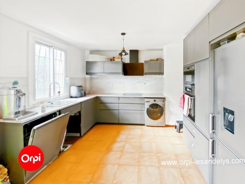 Maison - 115 m² - 6 pièces