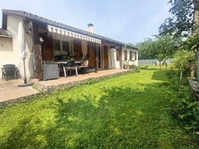 Maison - 102 m² - 5 pièces