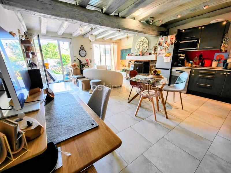 Maison - 91 m² - 4 pièces