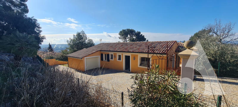 Villa - 205 m² - 5 pièces