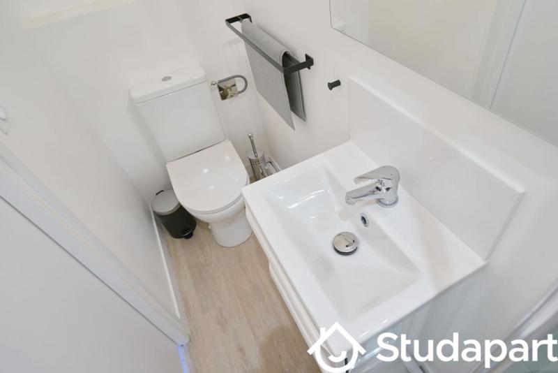 Chambre - 12 m² - 1 pièce