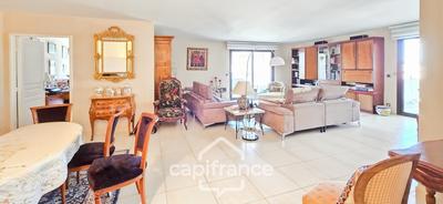 Appartement - 130 m² - 4 pièces