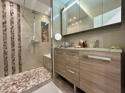 Appartement - 94 m² - 4 pièces