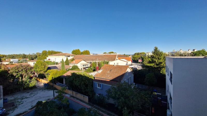 Appartement - 77 m² - 3 pièces