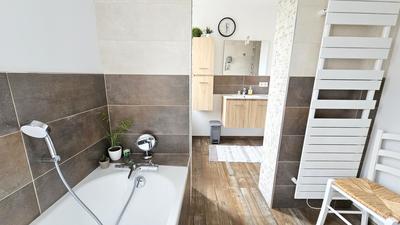 Maison de bourg - 159 m² - 6 pièces