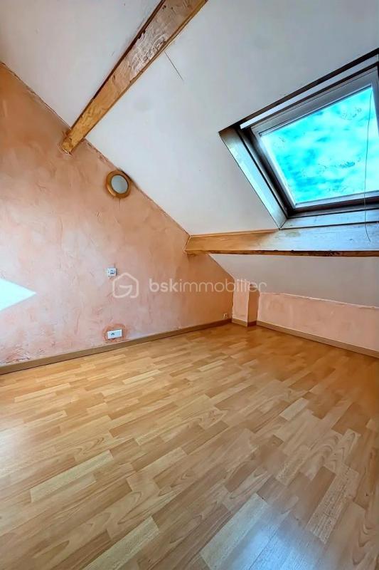 Pavillon - 170 m² - 8 pièces