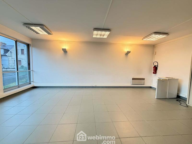 Bureau - 79 m² - 4 pièces